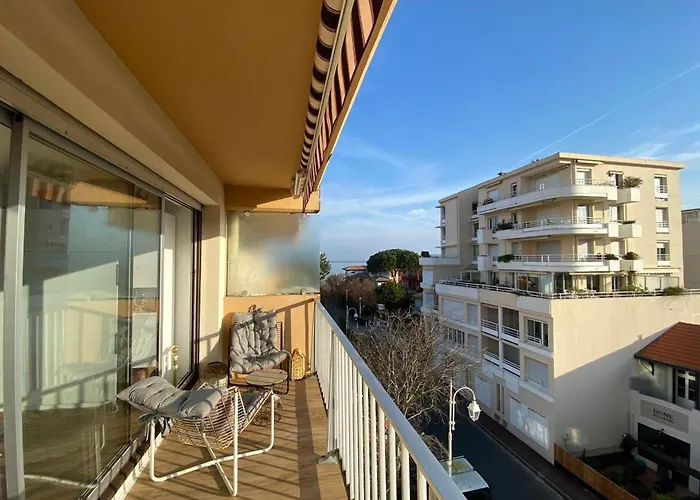 Lägenhet Near The Sea